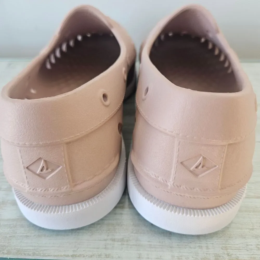 Sperry women authentic